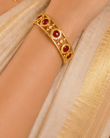 Gold Kada with Oval Ruby Stones & Rope-Bordered Frames | L7546/L7545/L6550/L6553