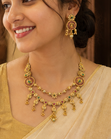Antique Gold Double-Layer Necklace Set with Ruby Kemp Oval Disc | L23743