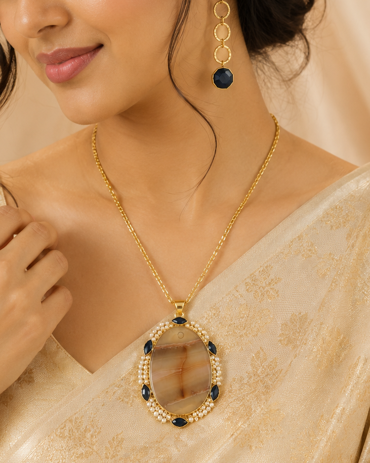 Oval Agate Pendant Long Necklace Set | Sapphire & Pearl | T302502711