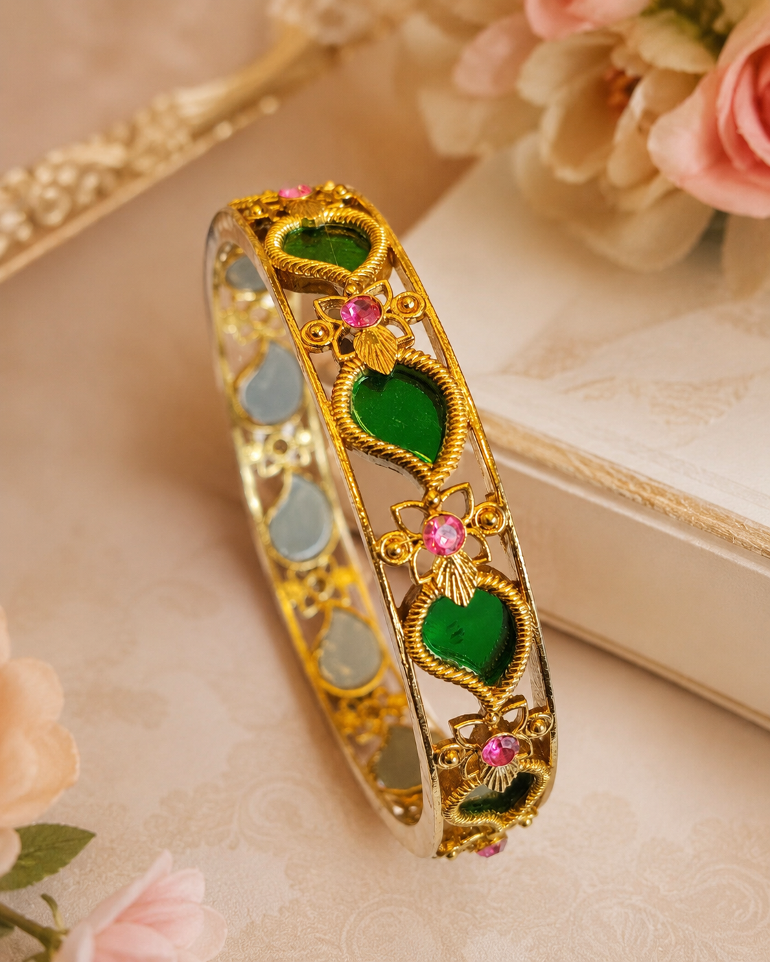 Gold Emerald Heart Kemp Mirror Bangle -Pattern 3  | ONK123