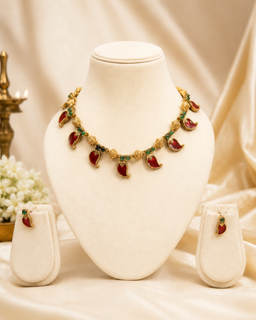 Antique Gold Ruby Crescent Moon Emerald Rose Necklace Set | NK1263