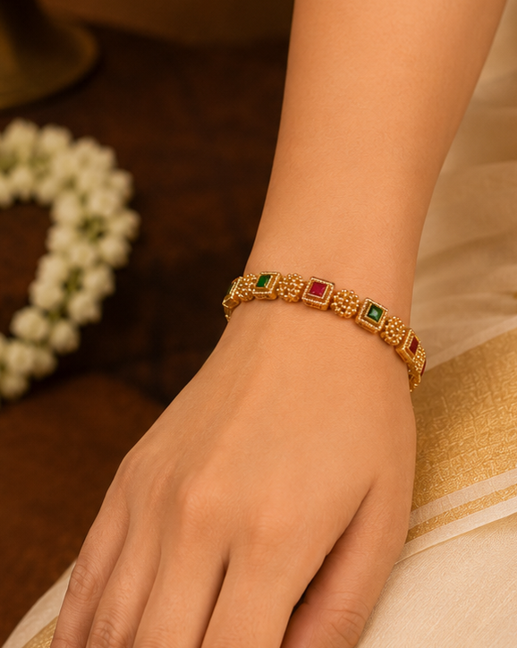 Antique Gold Ruby Emerald Square Stone Granulated Beaded Bangle | LV2305