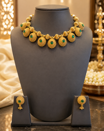 Antique Gold Granulation Bead & Emerald Kemp Necklace Set | ONK259