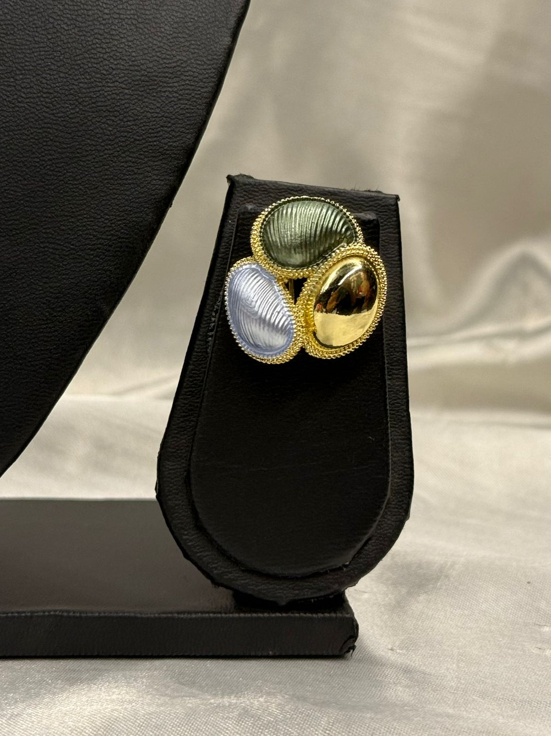 Viennois Designer Gold Finish Necklace,llb565