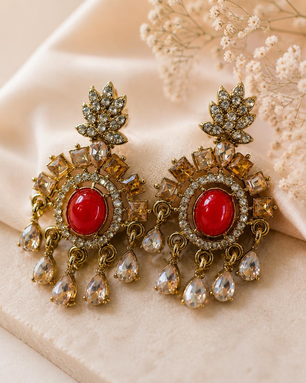 Red Cabochon Antique Gold Chandelier Earrings | llb0128
