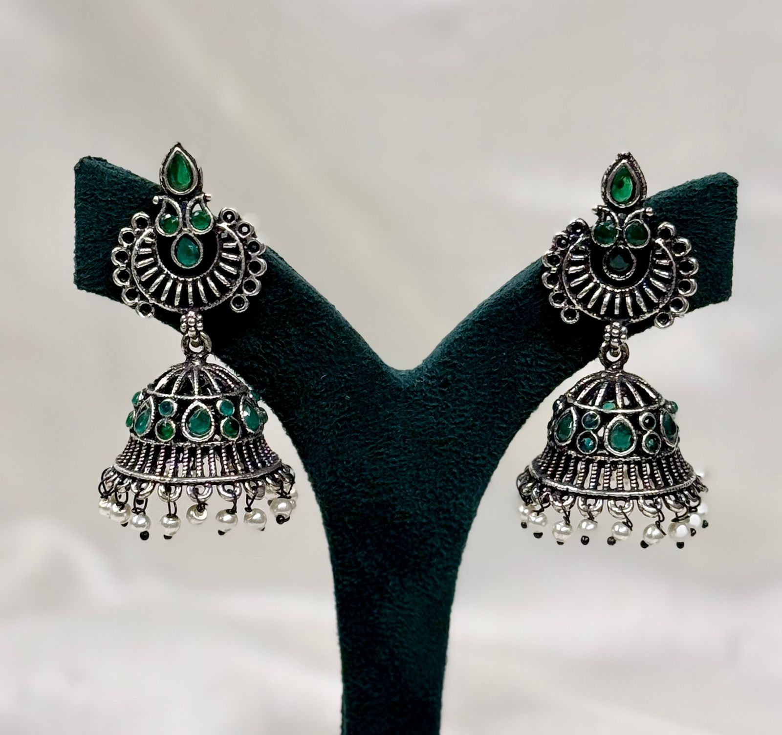 Oxidised Silver Green Stone Jhumka Earrings,llb435