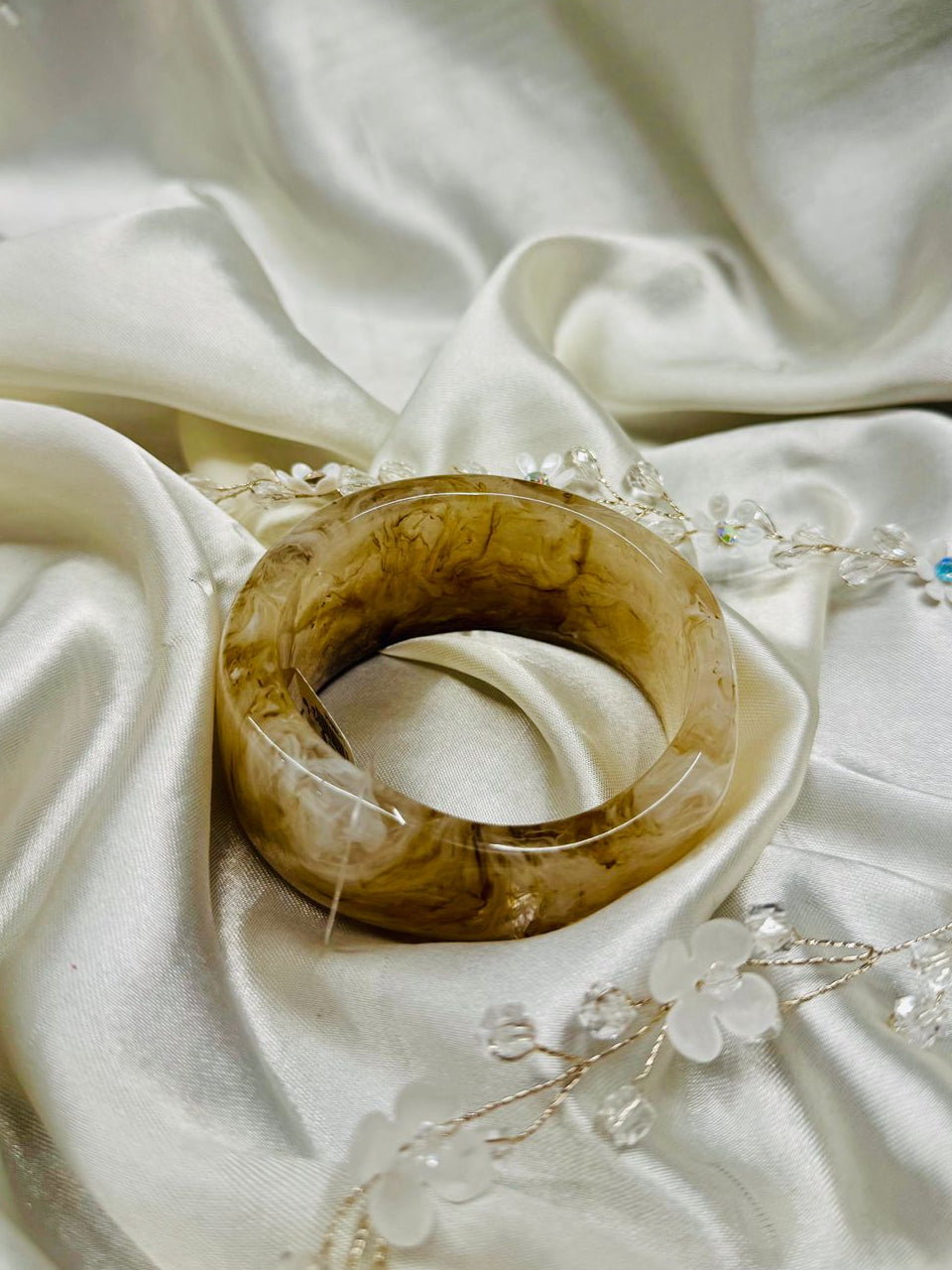 Marble Finish Resin Bangle,llb317