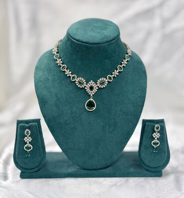 Luxury Emerald Green Diamond Look Necklace Set with Drop Pendan,llb430