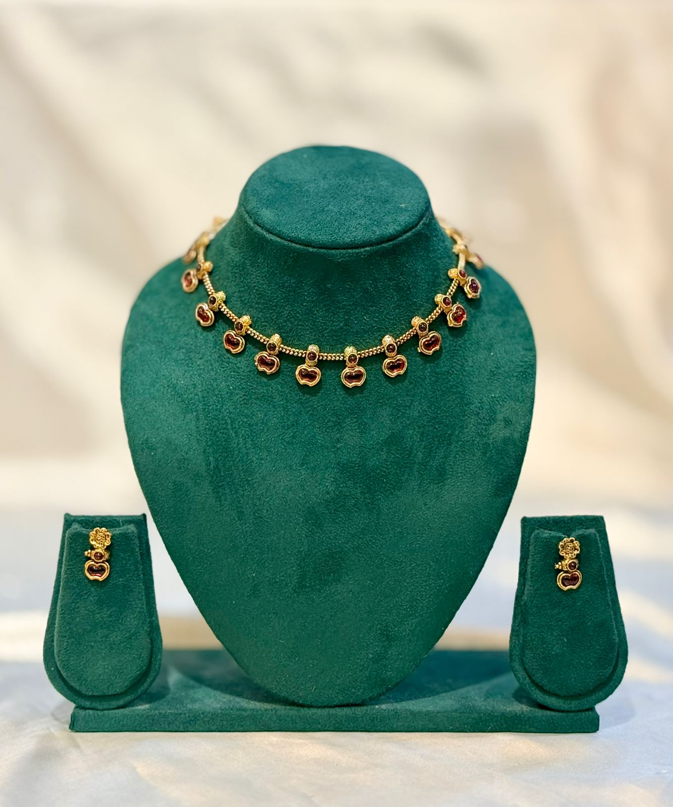 Ruby Kemp Heart Drop Gold Necklace & Earring Set | llb069