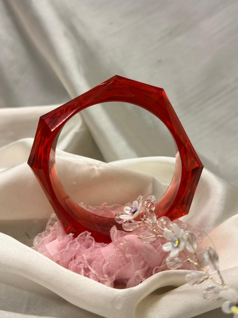 Bold Red Faceted Resin Bangle,llb321