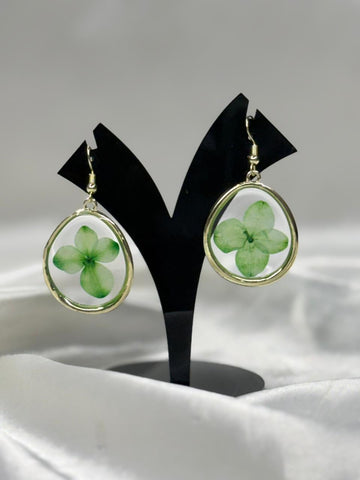western look earring .llb579