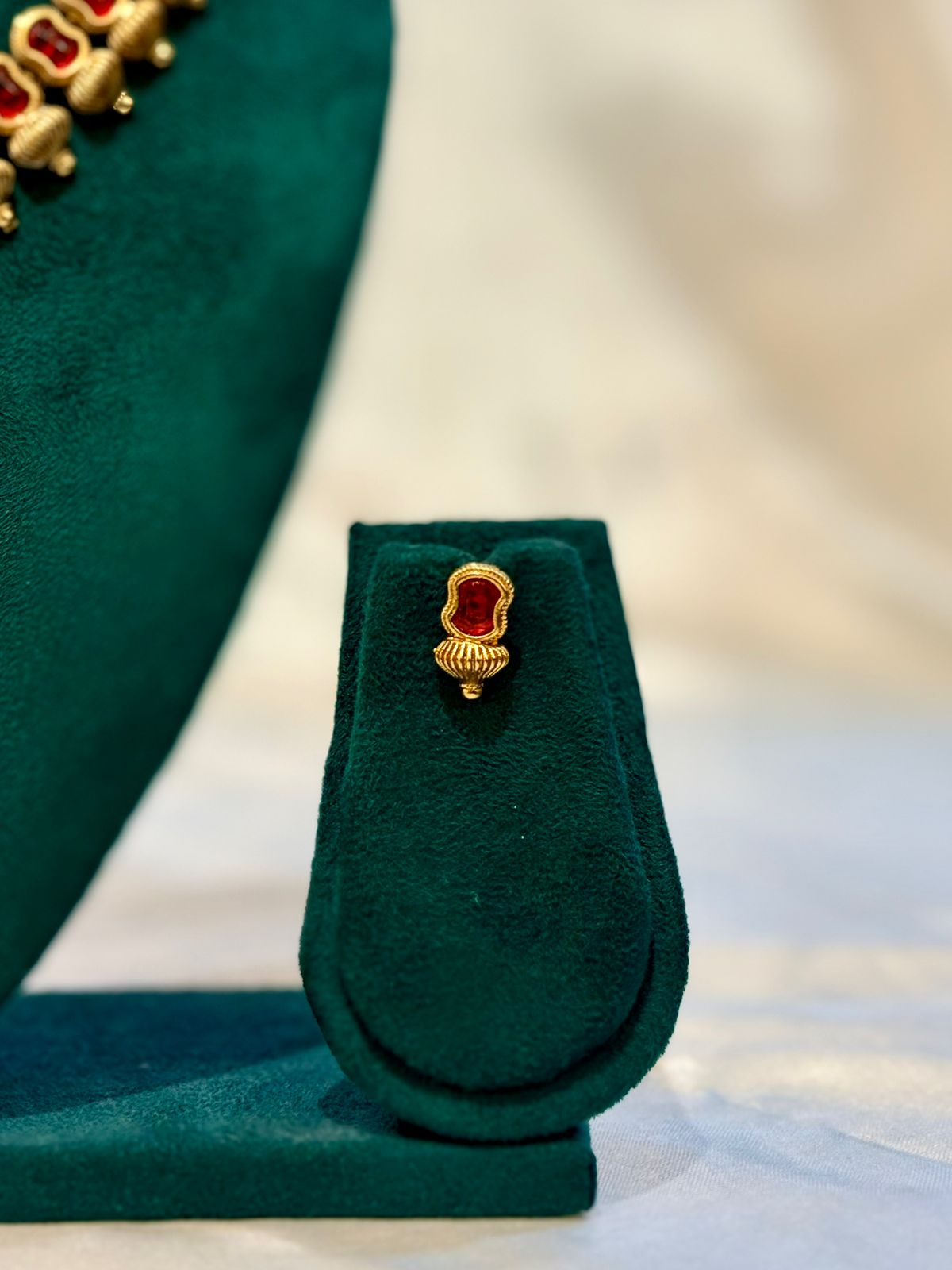 Antique Gold Ruby Emerald Cushion Stone Kalash Bead Necklace & Stud Earring Set | llb094
