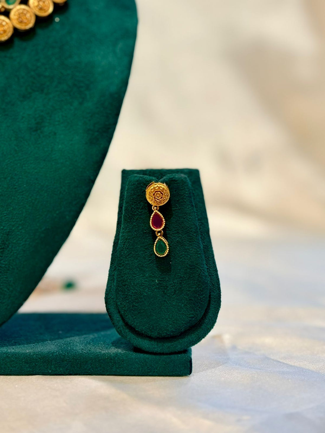 Antique Gold Engraved Coin Ruby Emerald Teardrop Necklace & Drop Earring Set | lllb097