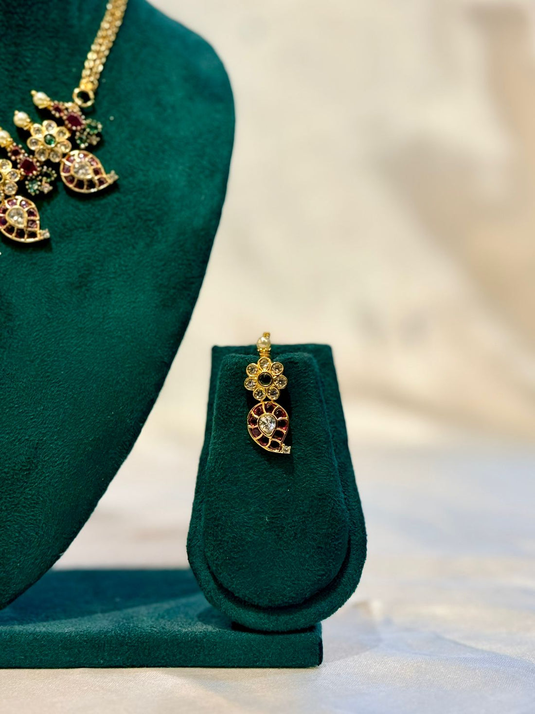 Antique Gold Ruby Kemp Floral Paisley Necklace & Drop Earring Set | llb098