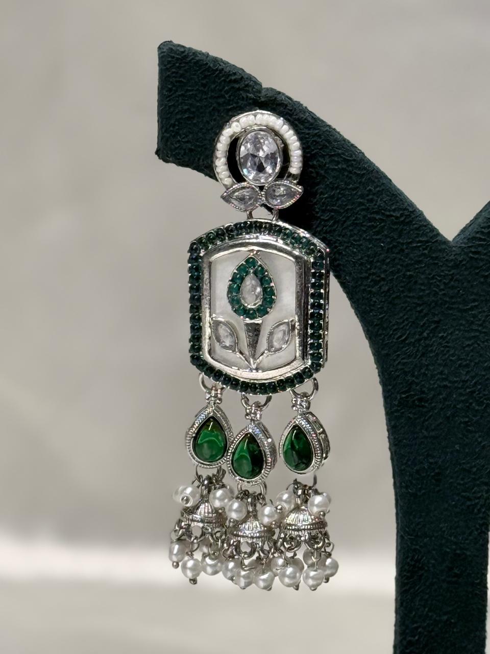 Premium Green Stone Pearl Drop Earrings for Women,llb592