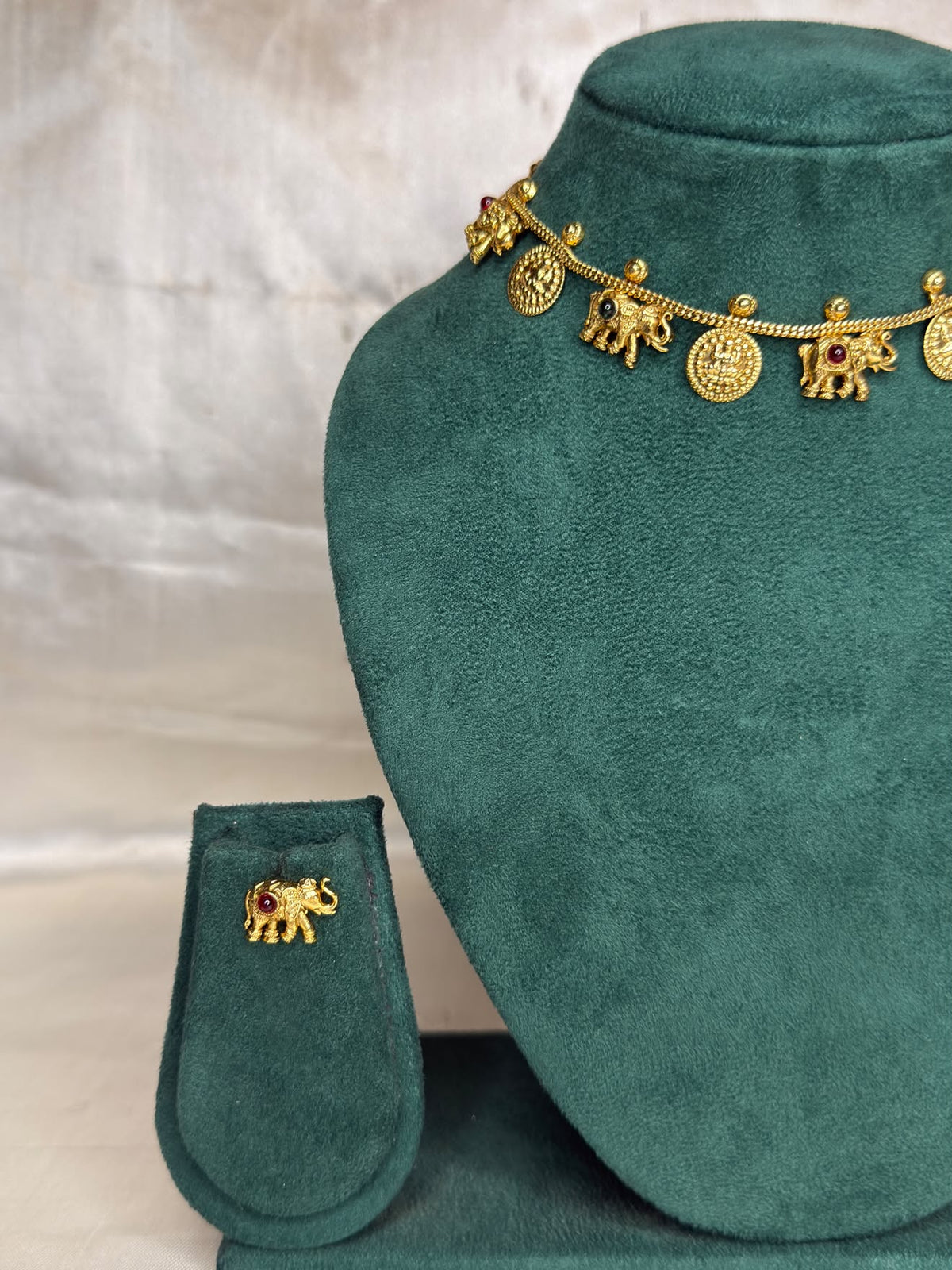 Traditional Elephant Gold Necklace Set with Matching Earrings | GT620