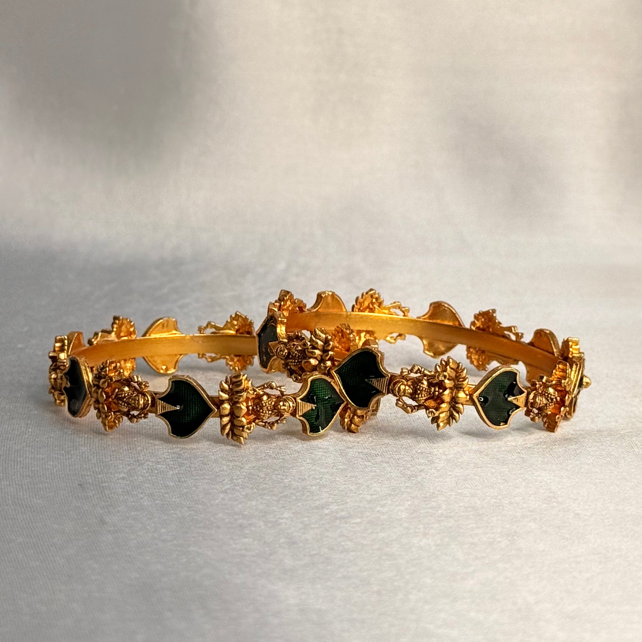 Traditional Antique Palakka Bangle - 1 piece