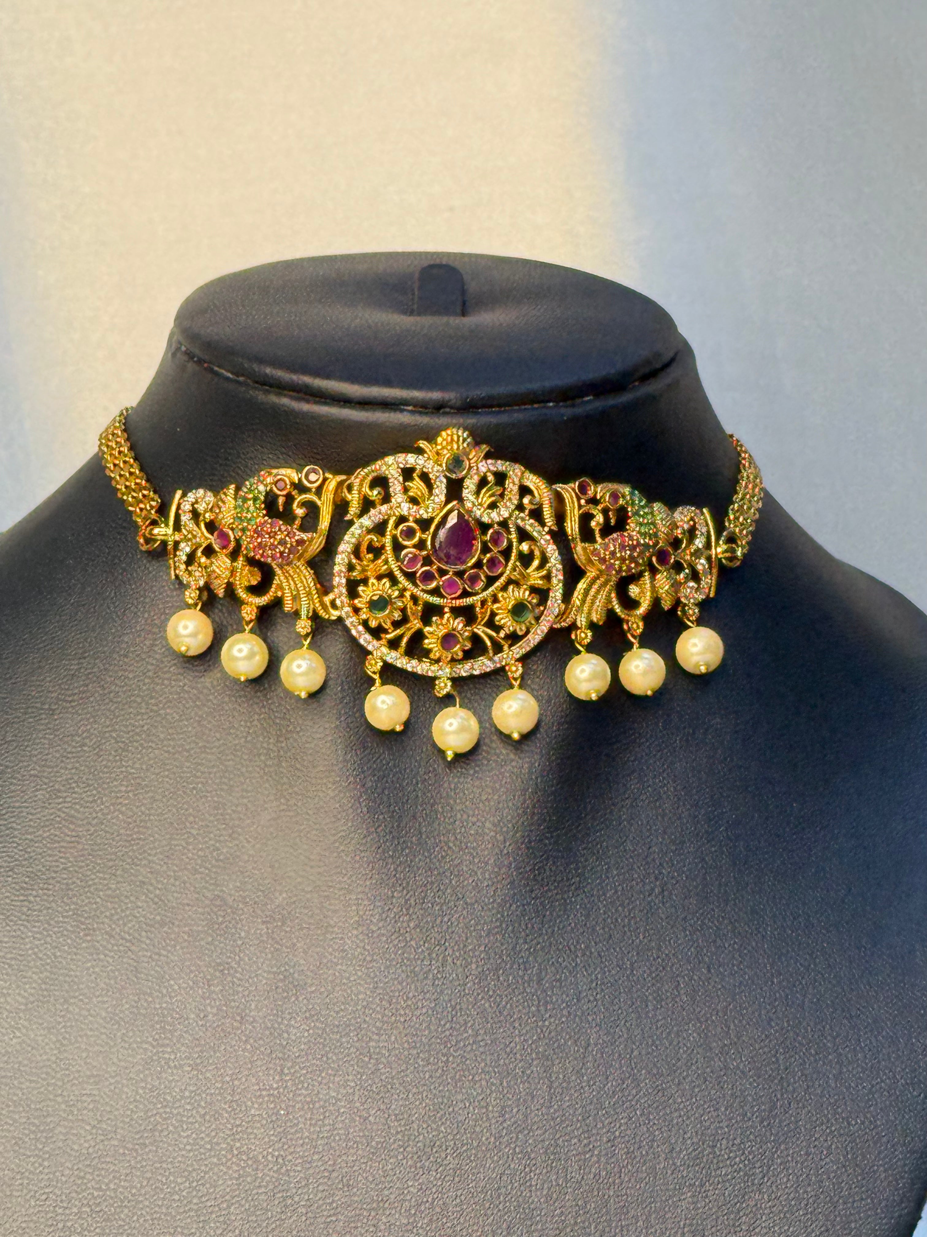 Peacock Pearl Choker