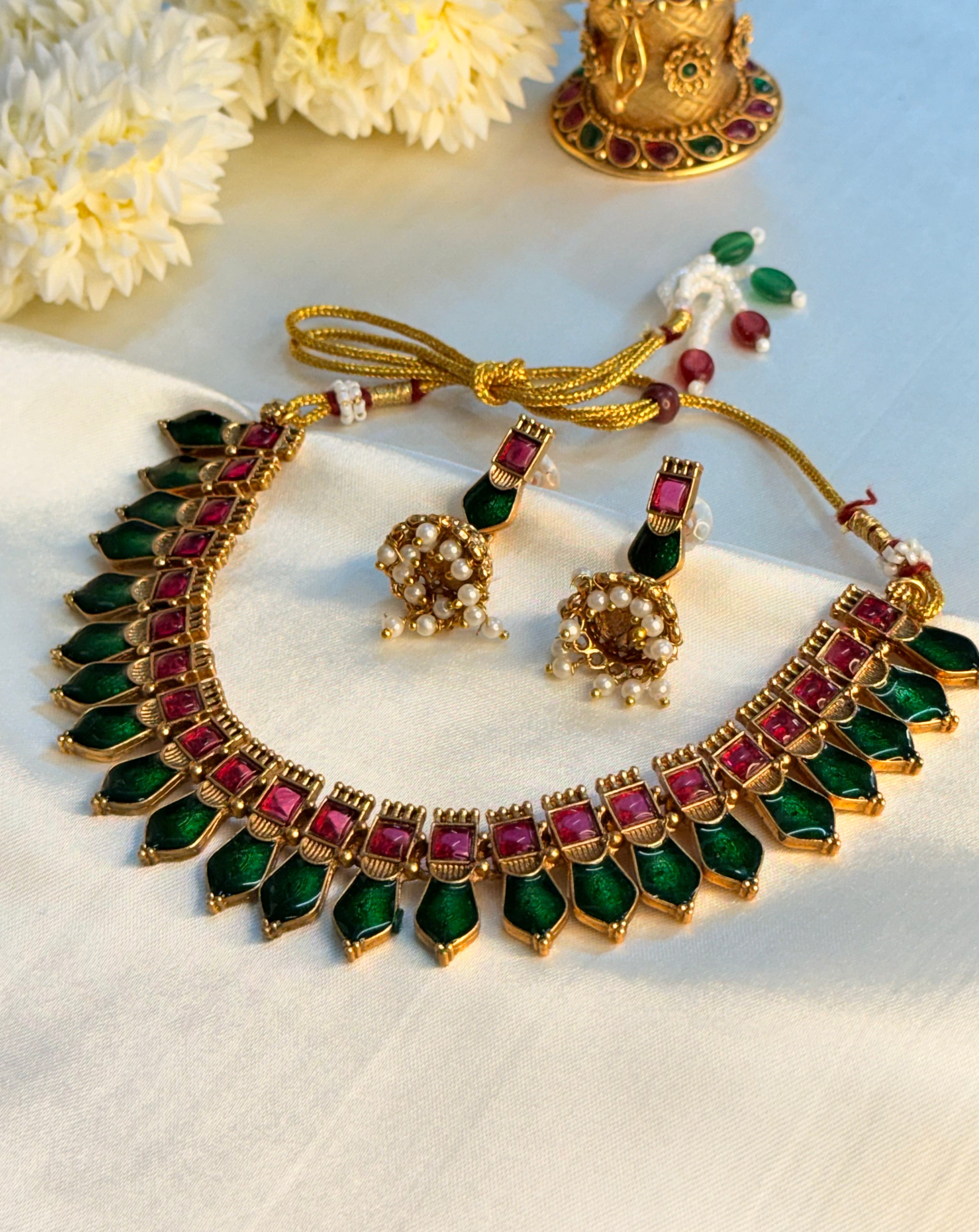 Naagapadam Necklace  |  LB81