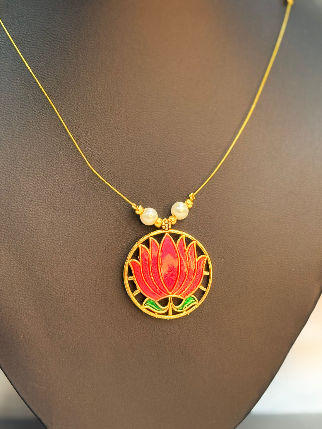 Lotus Invisible chain