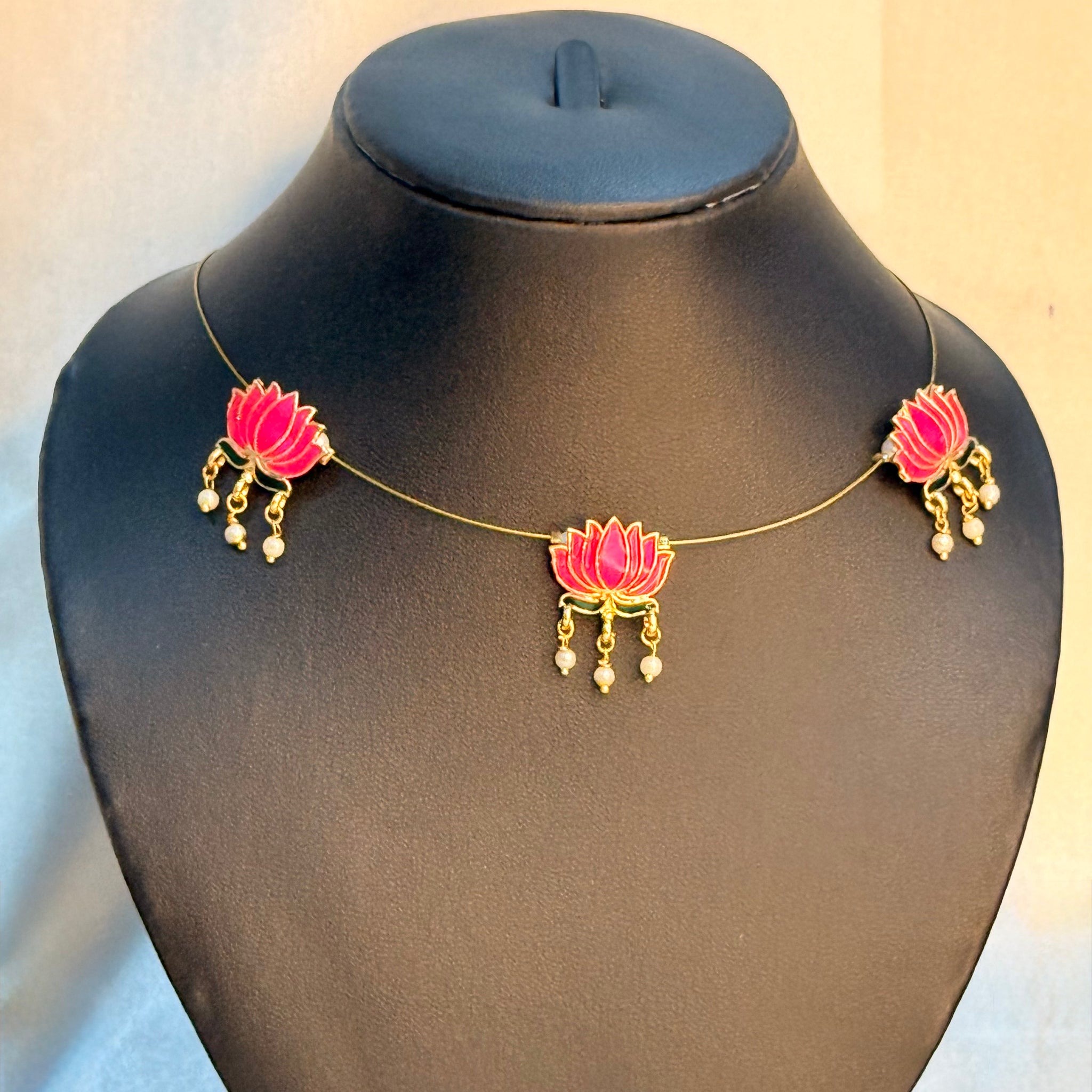 Lotus Invisible Chain
