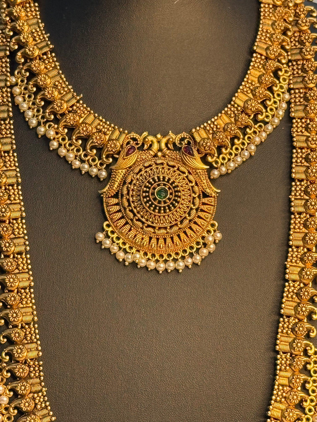 Grand Antique Gold Bridal  Jewellery Set  |  LB92