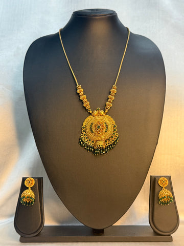 Antique Floral Long Chain  |  LB93