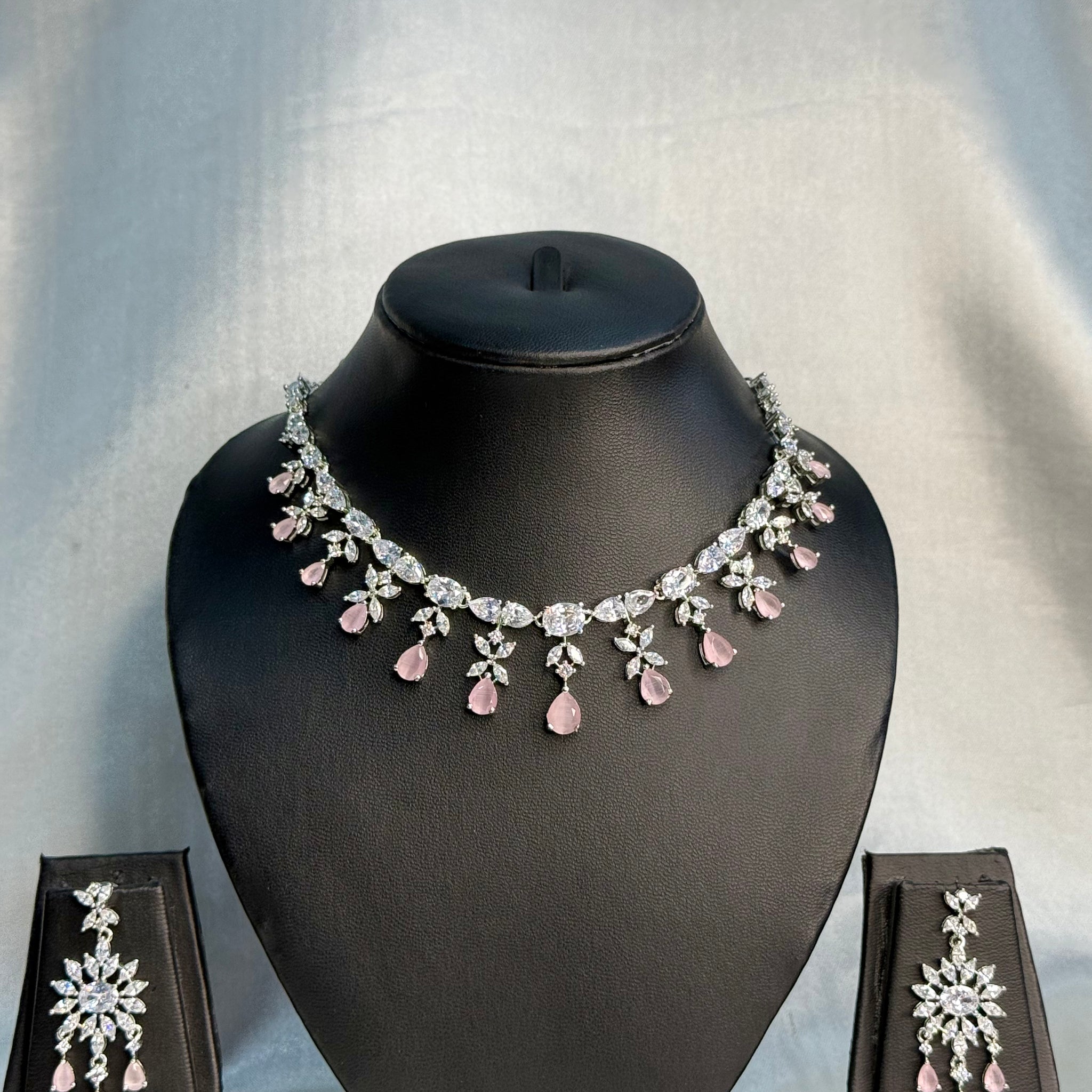Roselle Sparkle Necklace | LB106