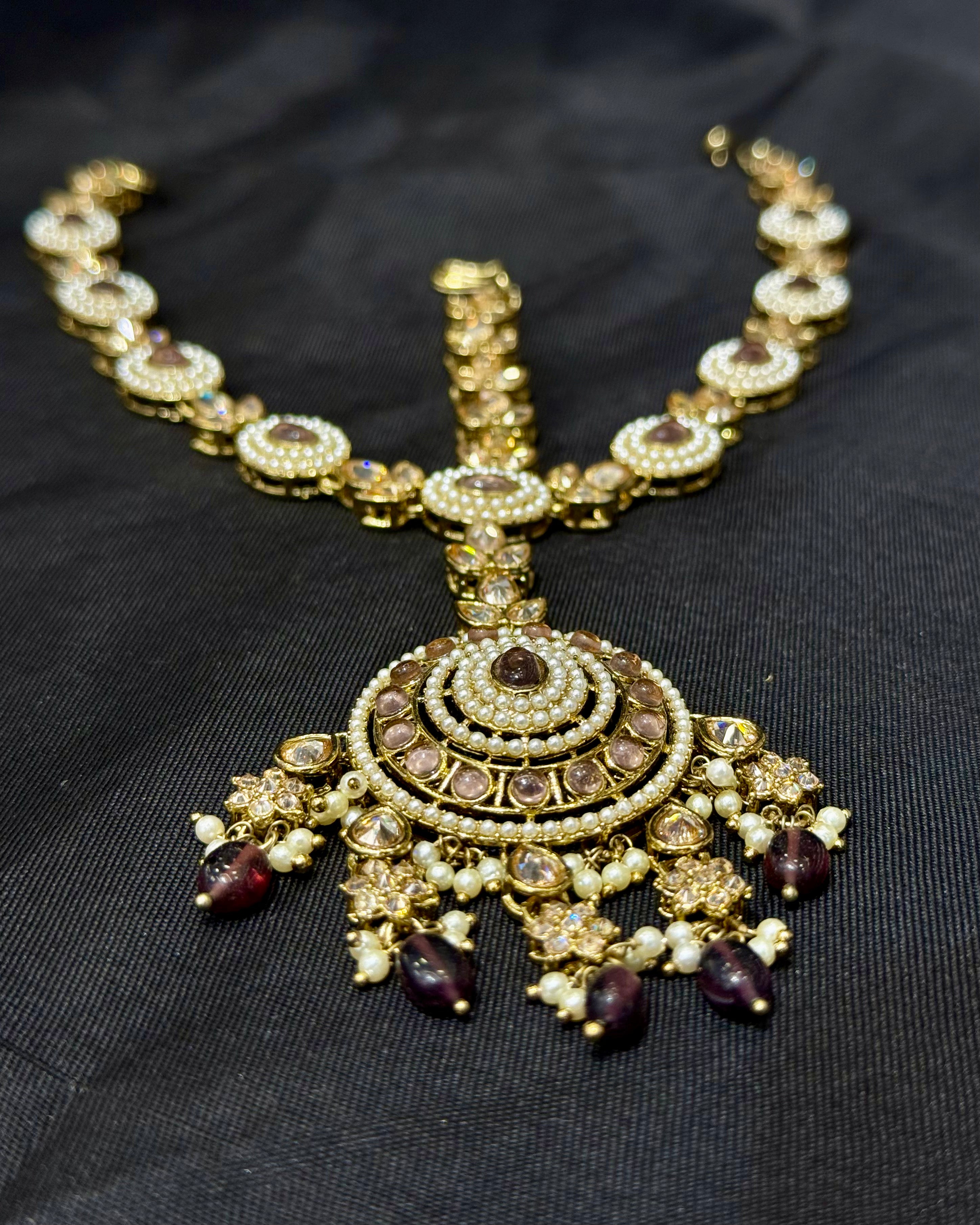 Gold Finish Bridal Choker Jewellery Set with Maang Tikka, Haath Phool and Nose Ring | L8690