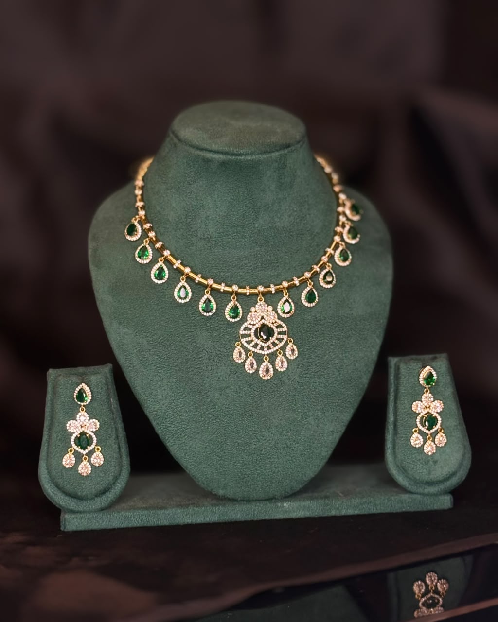 Victorian Style Gold Ruby Choker Necklace Set with Emerald Sunburst Pendant | NKV14