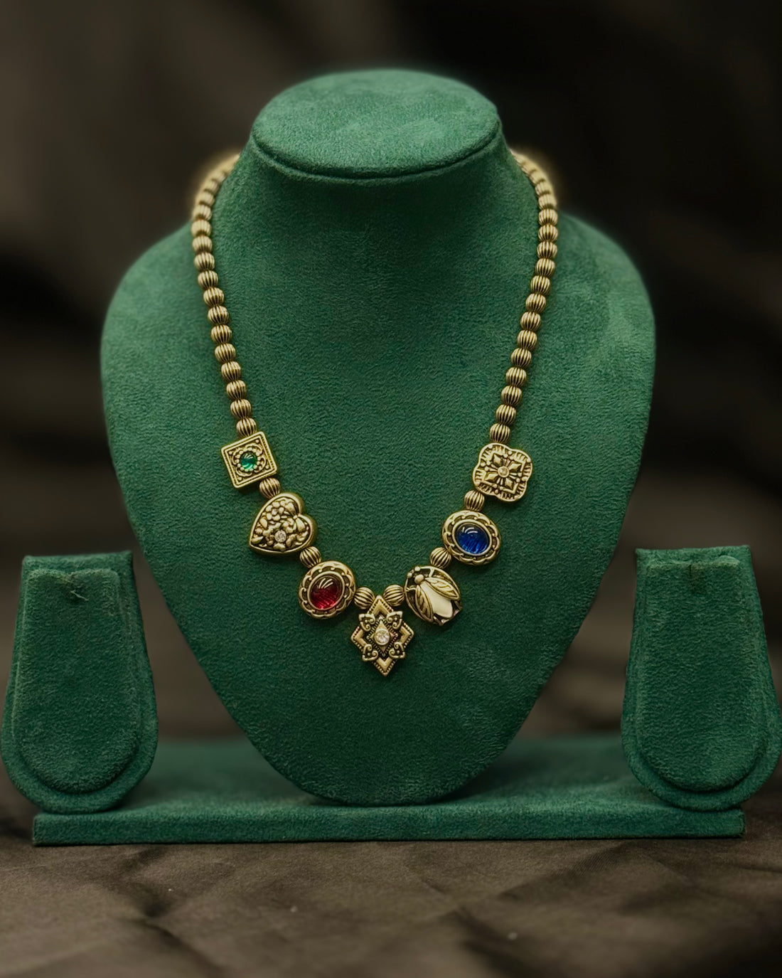 Oxidized Multicolor Gemstone Necklace | T302511551