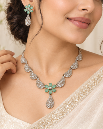 Mint Green Stone Necklace Set | THV60