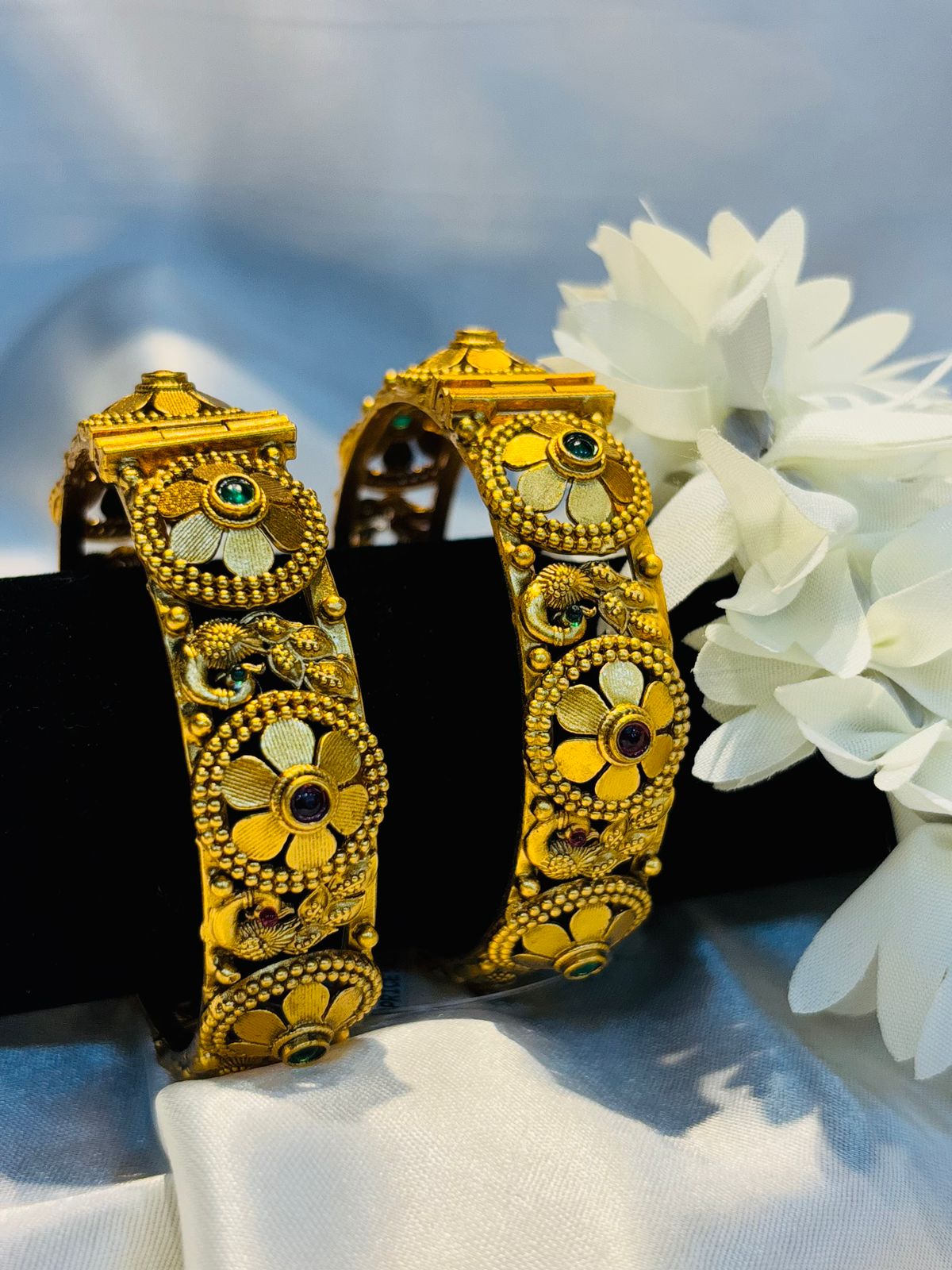 Antique Bangles & Traditional Designs