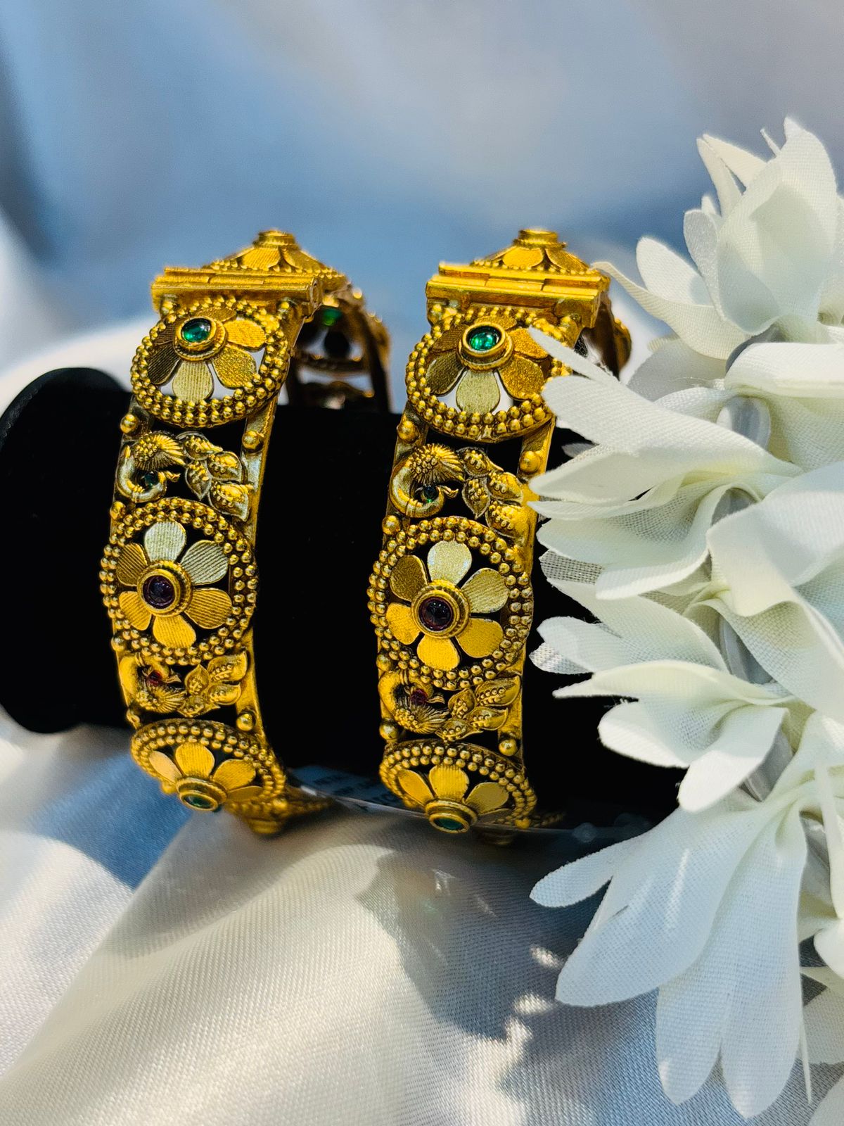 Antique Bangles & Traditional Designs