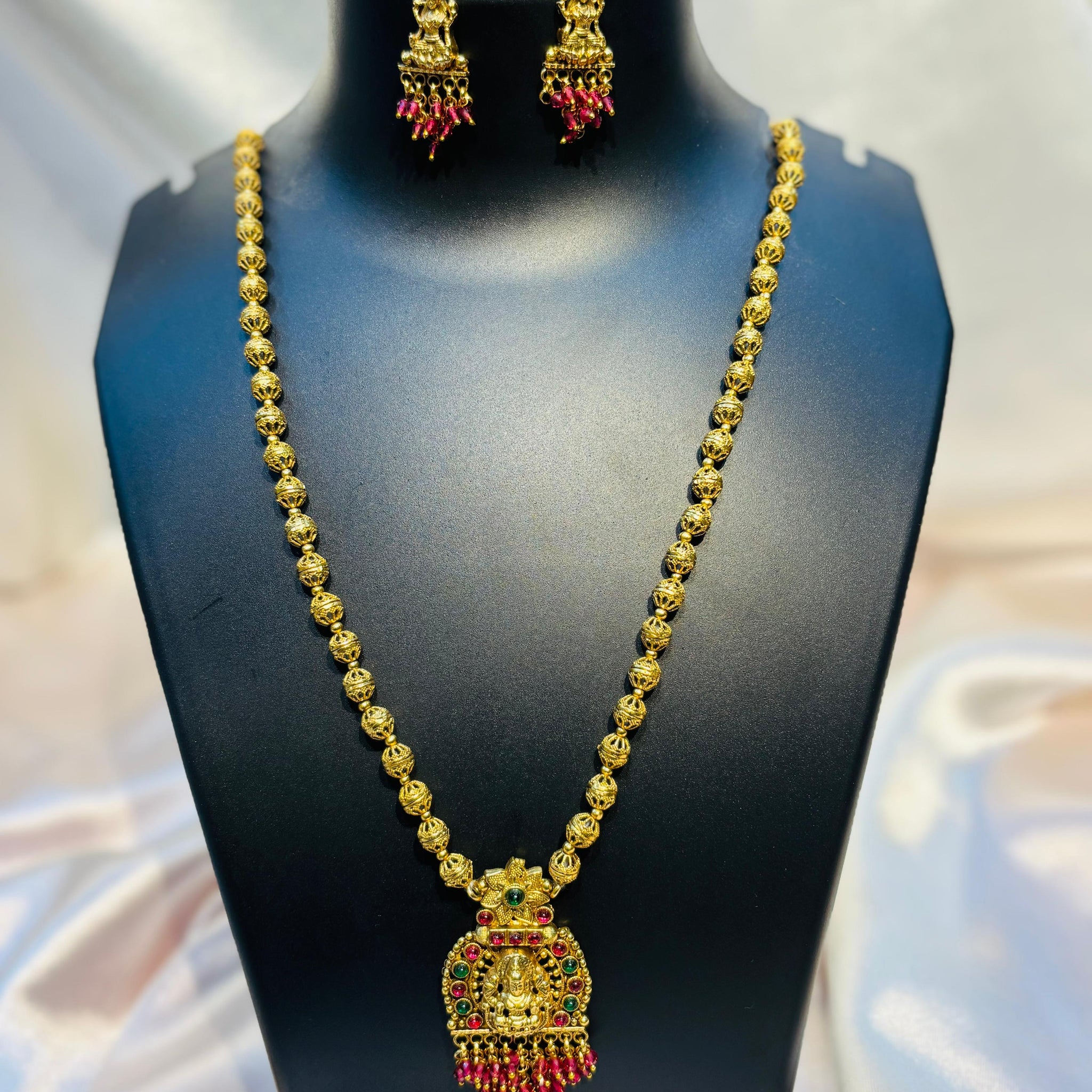 Long Chain Necklace – Elegant Jewelry for All Occasions |  LB231