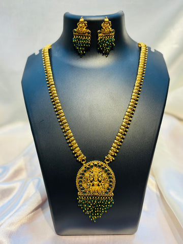 Elegant Women’s Long Chain Necklace – Classic Fashion Jewelry  |  LB233