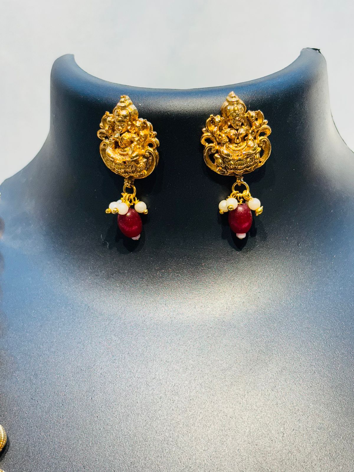 Trendy Long Chain Necklace for Women – Elegant Statement Jewelry | LB238