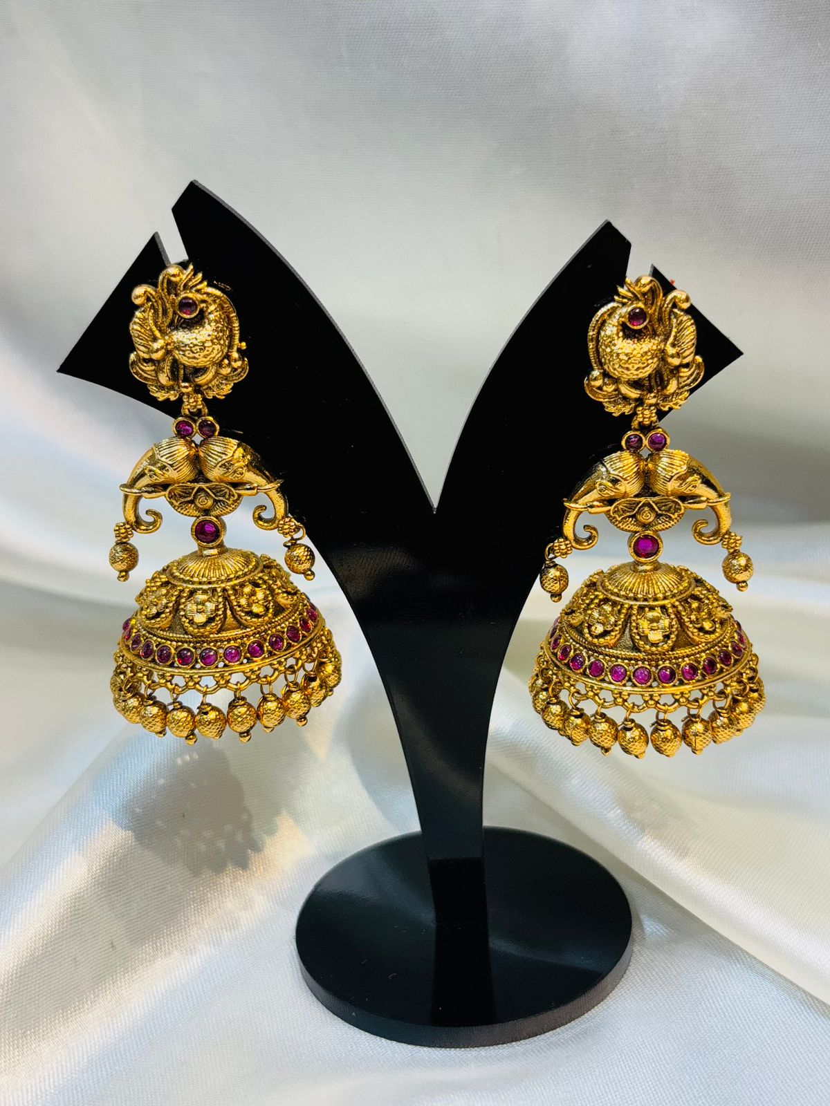 Exquisite Antique Earrings – Traditional and Stylish Jewelry  |  LB247