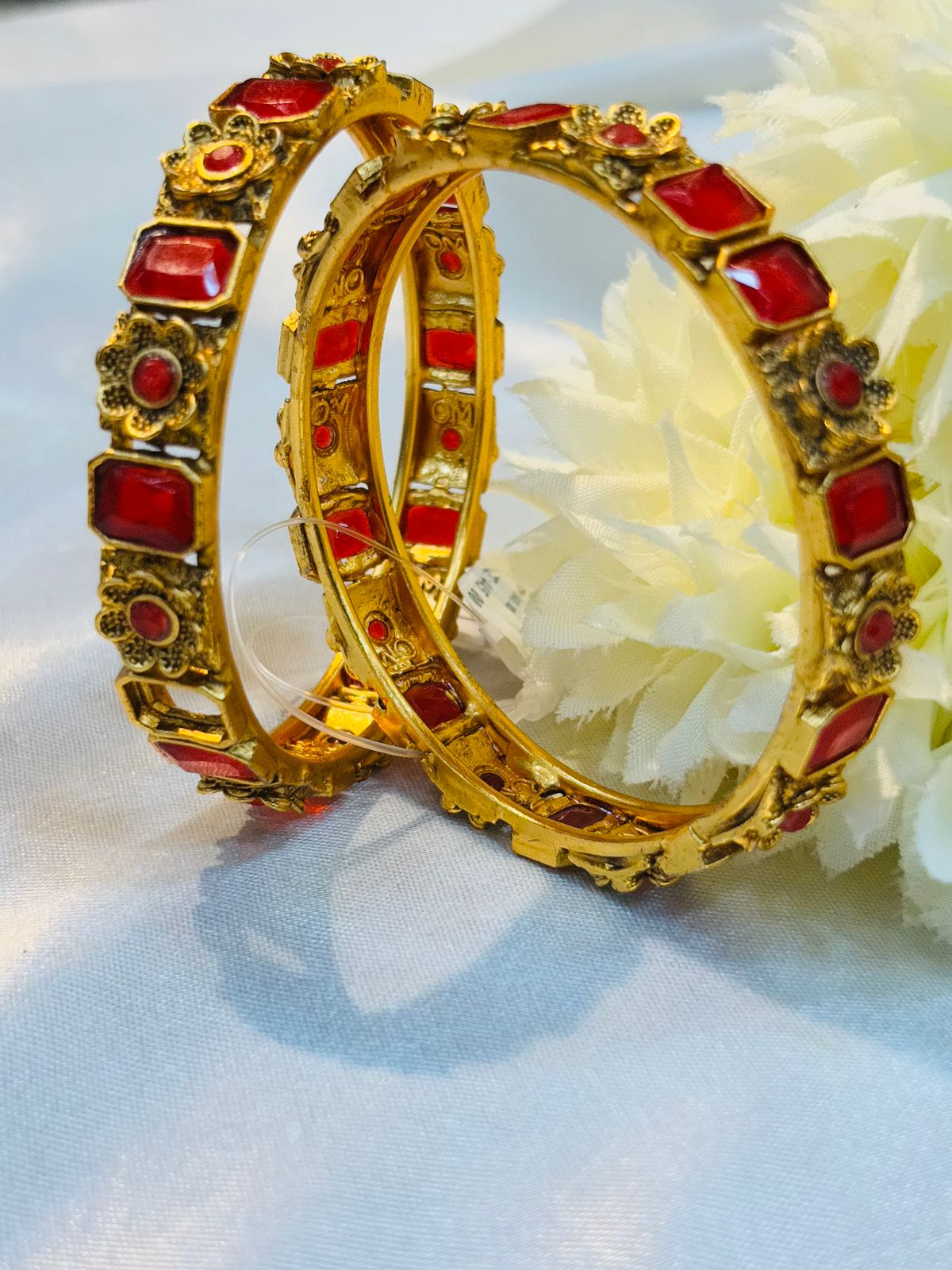 ANTIQUE RED STONE BANGLES LLB 265