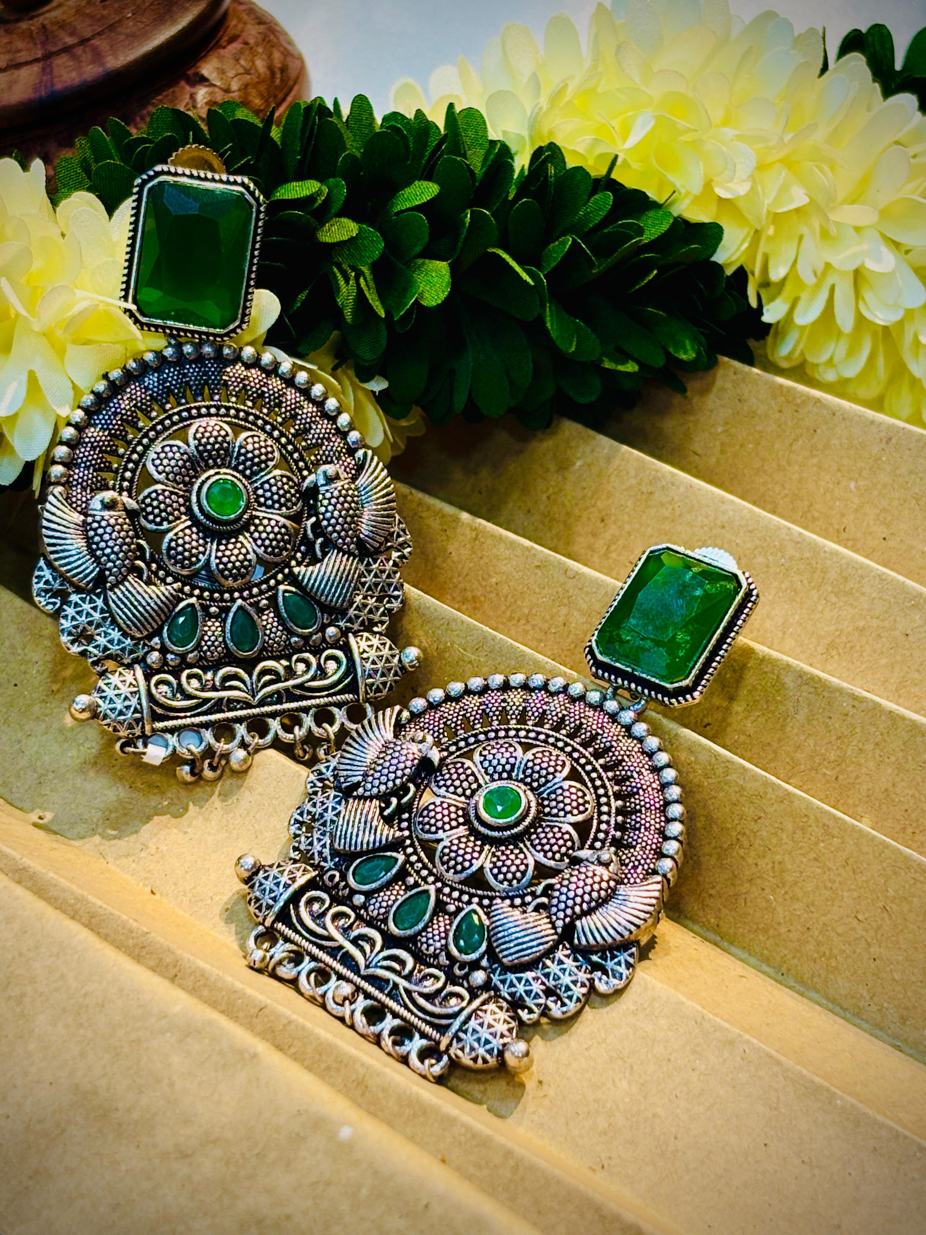 BLACK METAL EARRINGS LLB268