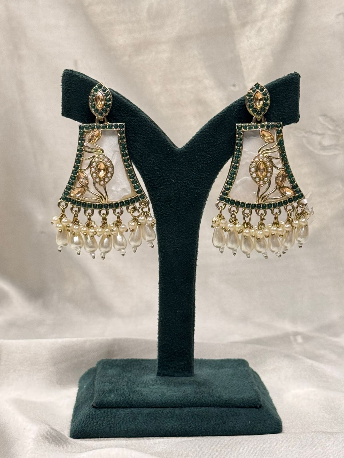 Emerald Green & Pearl Drop Kundan Earrings with Antique Gold Finish,llb669