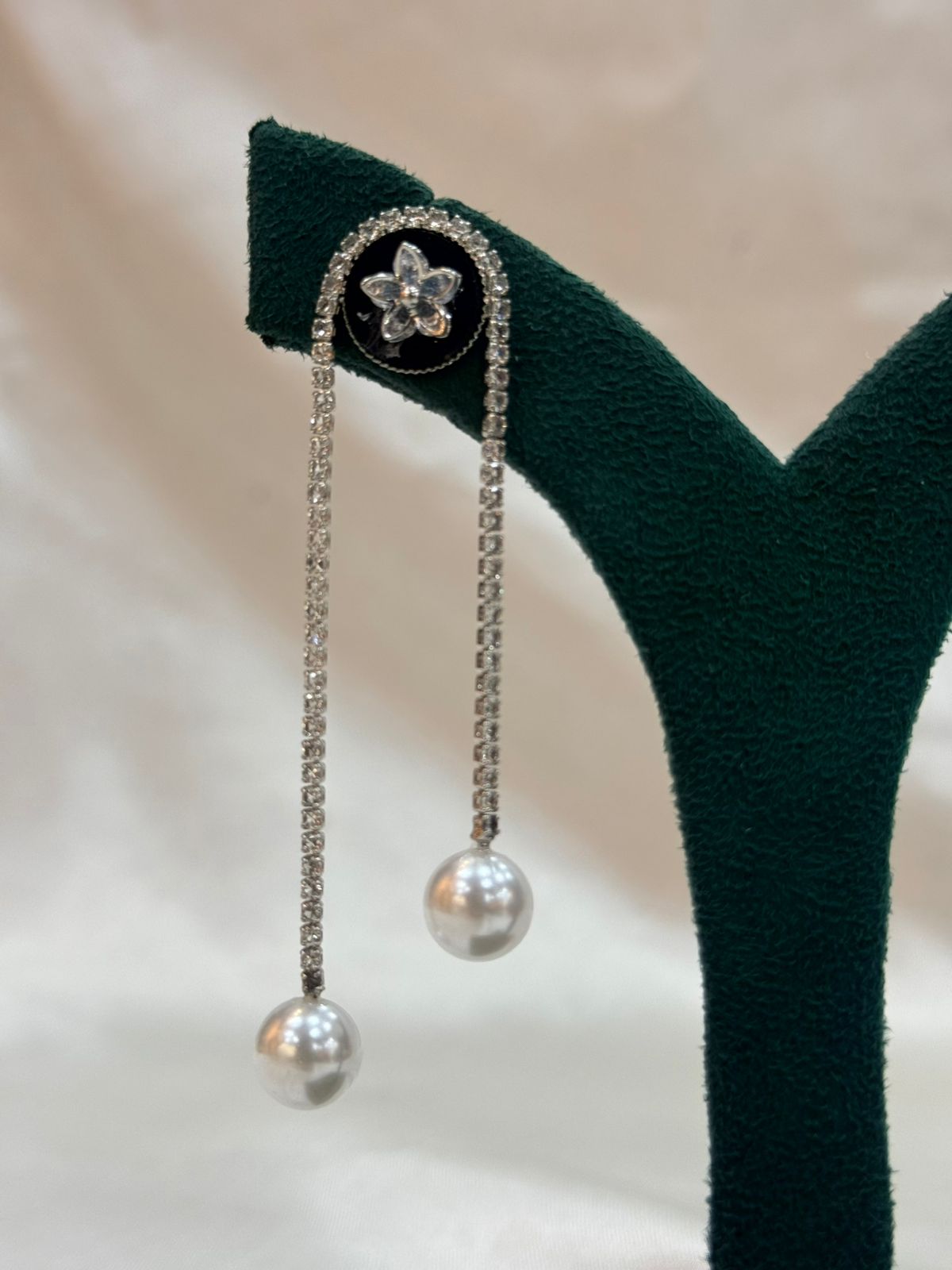 Black & Silver Rhinestone Pearl Drop Earrings,llb690