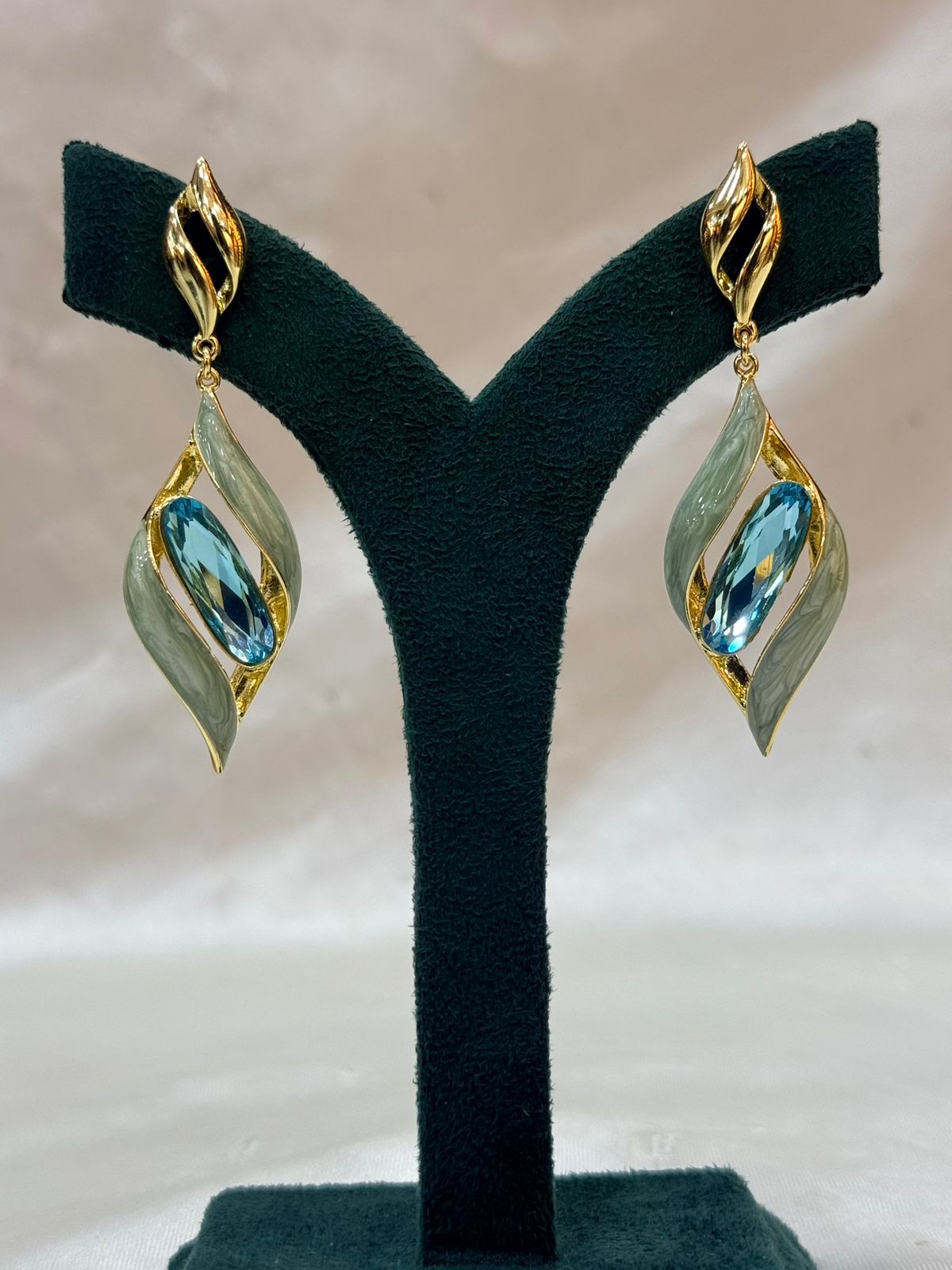 Gold Teal Crystal Drop Earrings with Mint Swirl Design,llb689