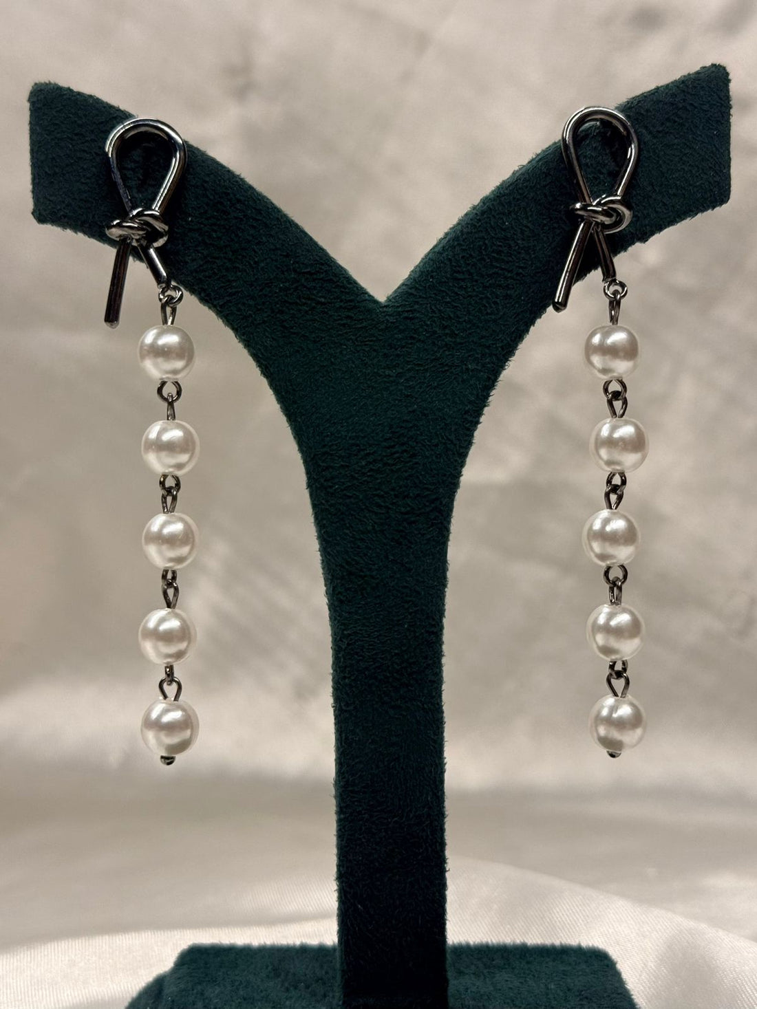 Silver Knot Pearl Drop Earrings for Women,llb679