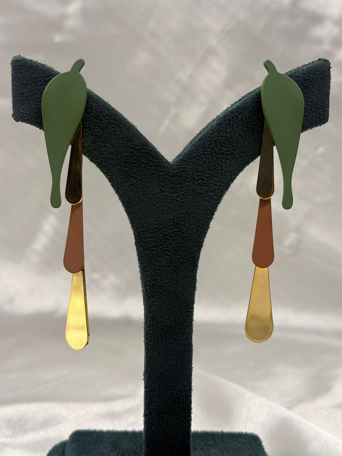 Modern Leaf Design Drop Earrings for Women,llb676