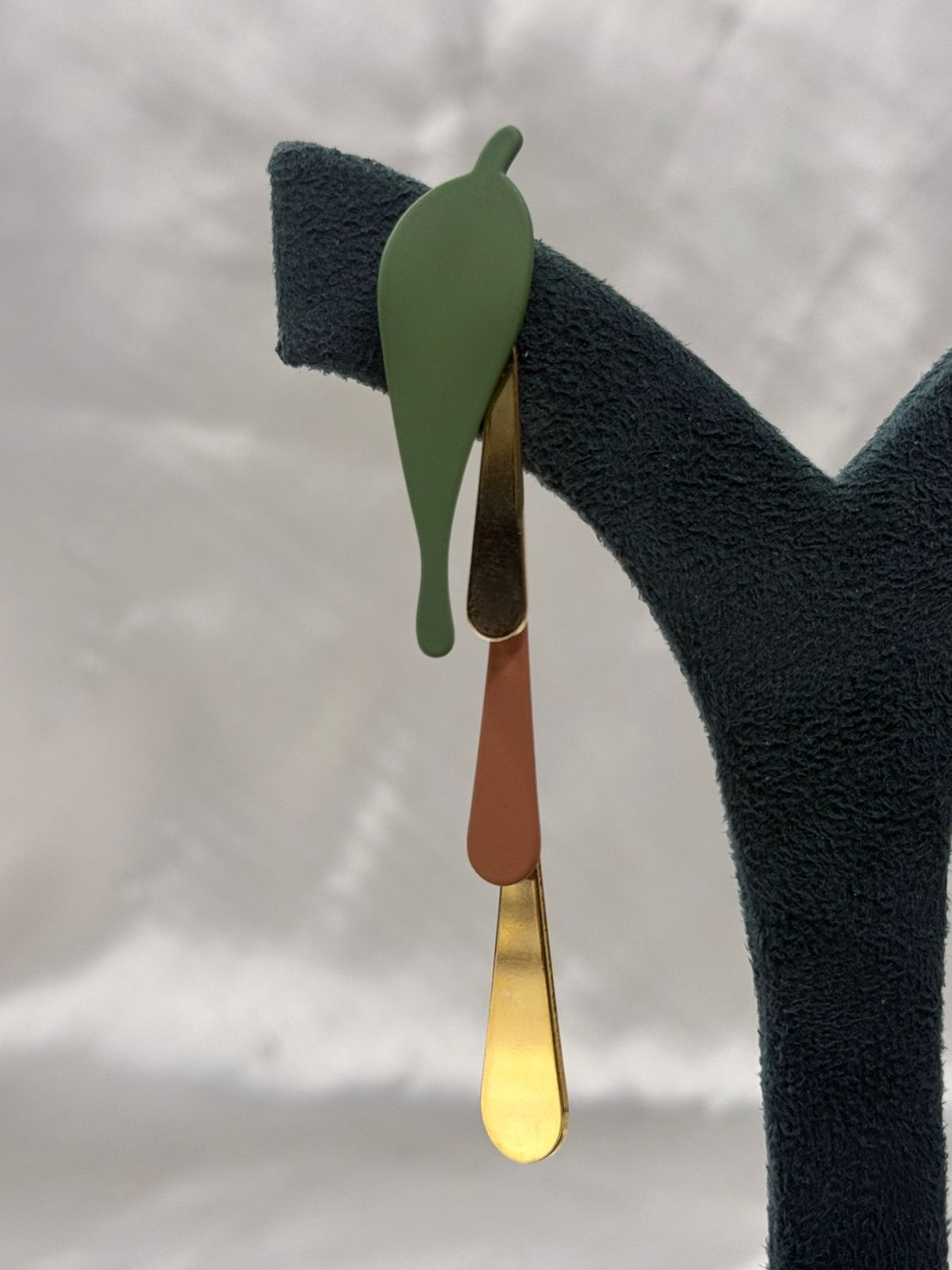 Modern Leaf Design Drop Earrings for Women,llb676