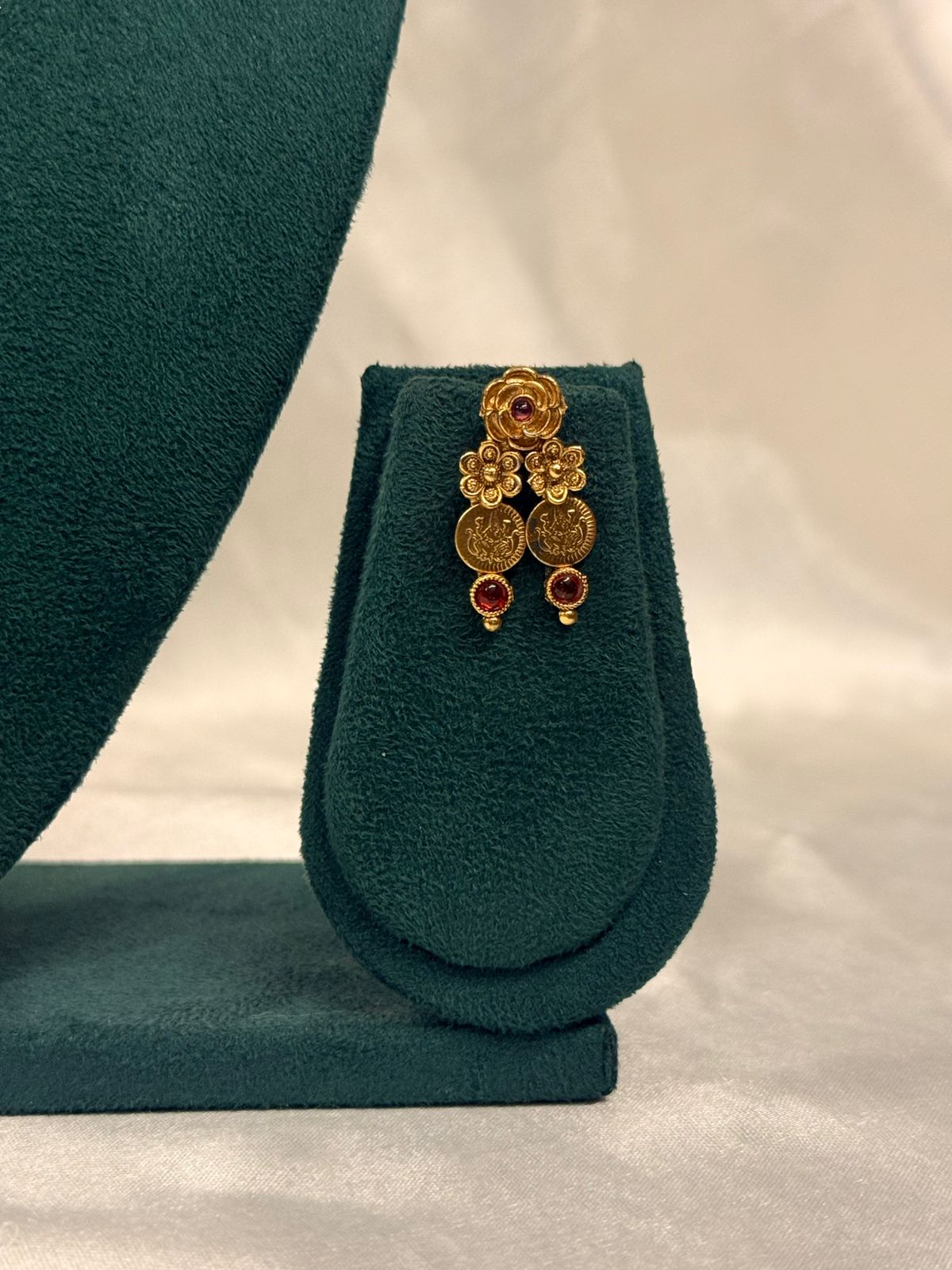 Traditional Gold Temple Coin Necklace Set,llb719