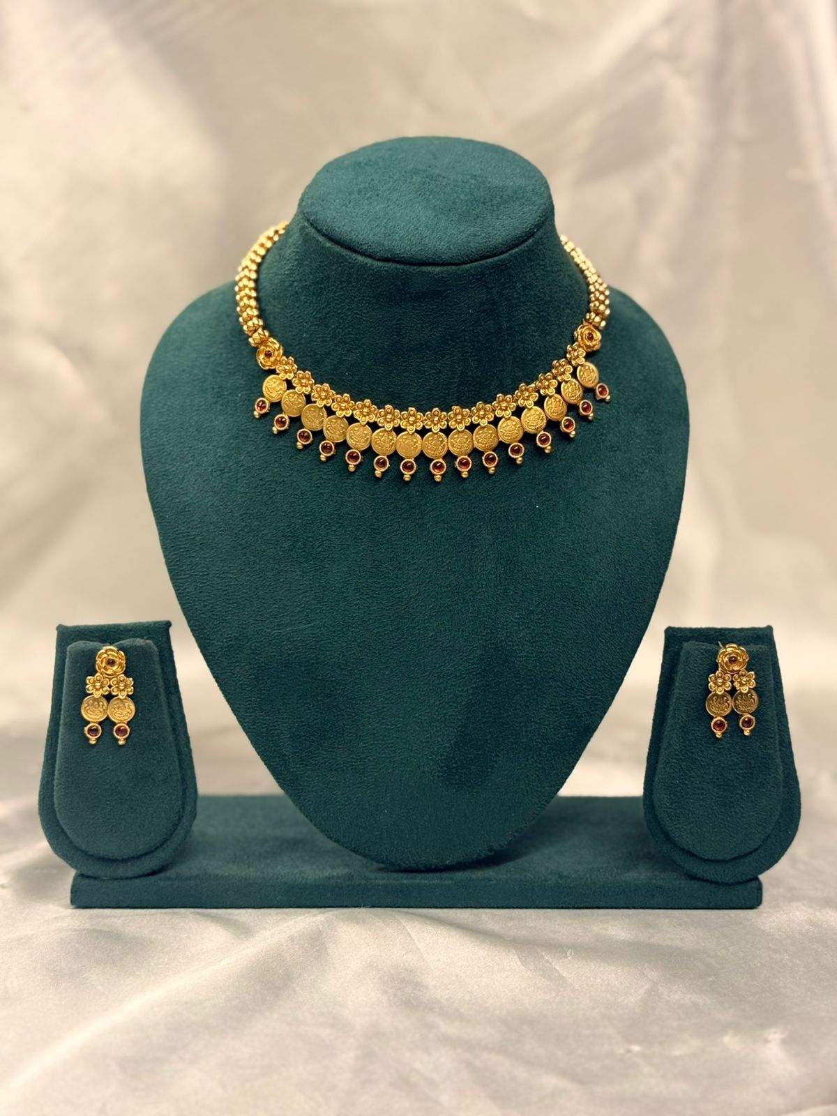 Traditional Gold Temple Coin Necklace Set,llb719