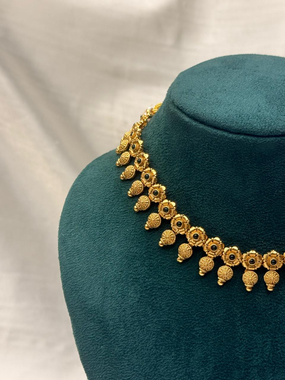 Traditional Antique Gold-Plated Lakshmi Coin Necklace Set,llb742