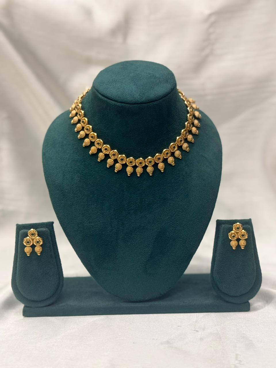 Traditional Antique Gold-Plated Lakshmi Coin Necklace Set,llb742
